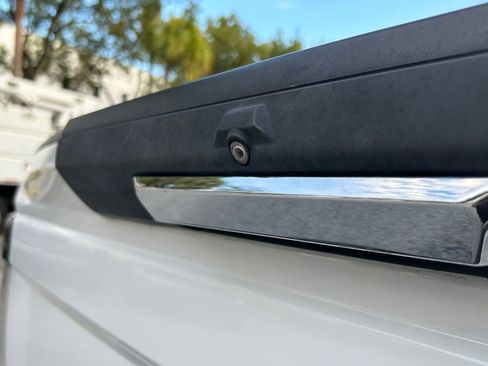 Used 2017 Ford F250 Lariat w/ Lariat Value Package image 41