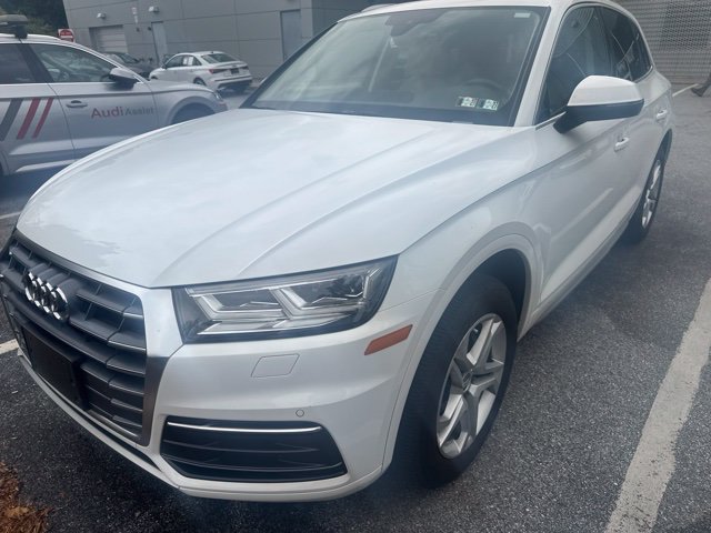 Used 2018 Audi Q5 2.0T Premium Plus w/ Premium Plus Package AWD/4WD image 3