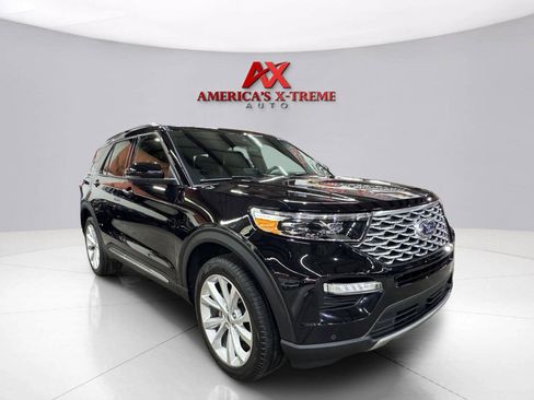 Used 2024 Ford Explorer Platinum w/ Technology Package AWD/4WD image 9