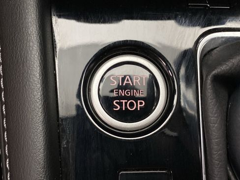 Used 2023 Nissan Kicks SV w/ Interior Electronics Package FWD image 21