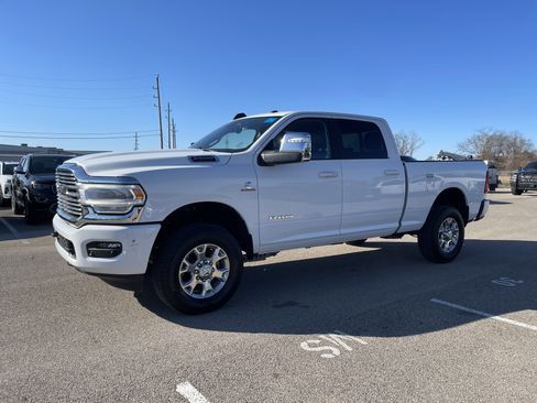 Used 2024 RAM 2500 Laramie image 4