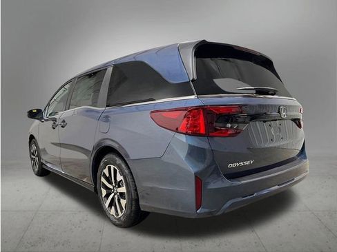 New 2026 Honda Odyssey EX-L image 3