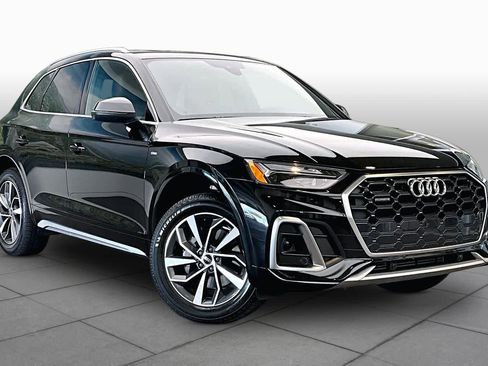 Certified 2023 Audi Q5 2.0T Premium w/ Convenience Package AWD/4WD image 3