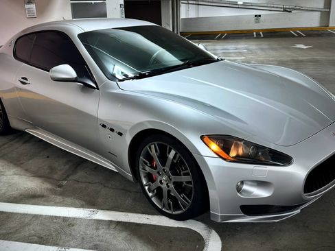 Used 2011 Maserati GranTurismo S RWD image 6