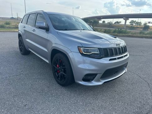Used 2021 Jeep Grand Cherokee SRT AWD/4WD image 6