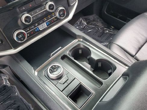 Certified 2024 Ford Expedition Max XLT RWD image 12