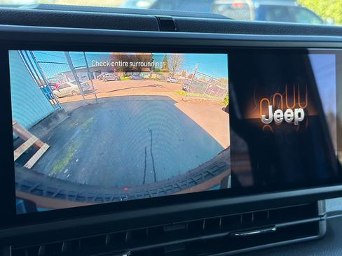 New 2026 Jeep Wrangler Willys AWD/4WD image 17