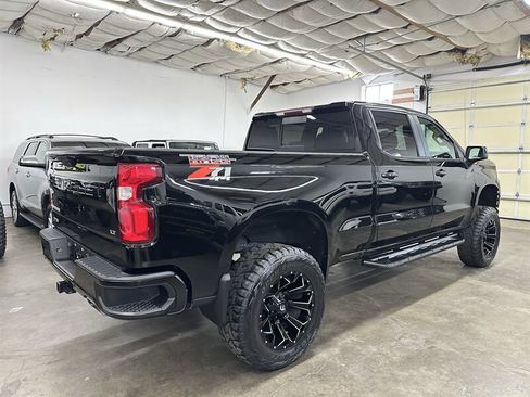 Used 2019 Chevrolet Silverado 1500 LT Trail Boss AWD/4WD image 3