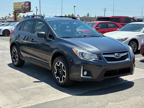 Used 2017 Subaru Crosstrek 2.0i Premium w/ Popular Package #2 AWD/4WD image 10