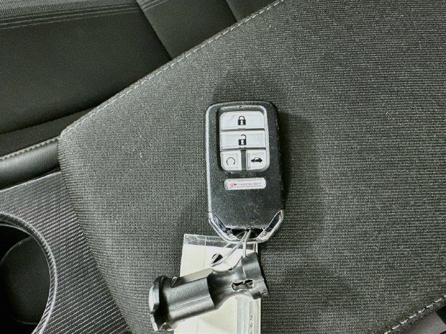 Used 2023 Honda Civic Sport image 16