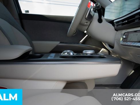 Used 2024 Genesis GV60 RWD image 47