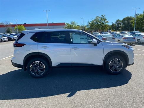 New 2026 Nissan Rogue SV image 8