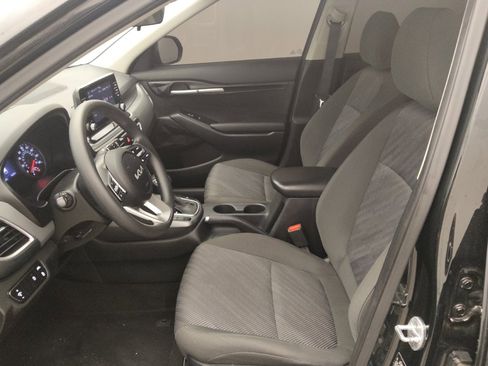 Used 2023 Kia Seltos LX AWD/4WD image 17