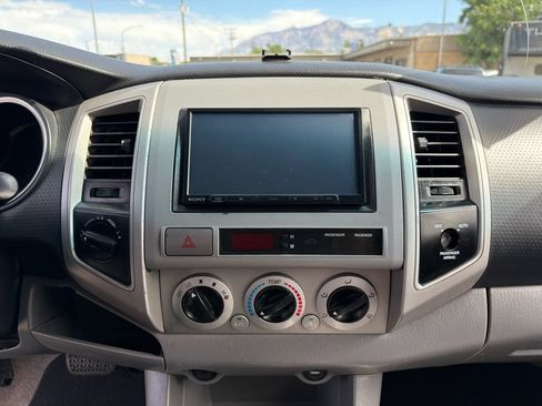 Used 2005 Toyota Tacoma 4x4 Access Cab image 21
