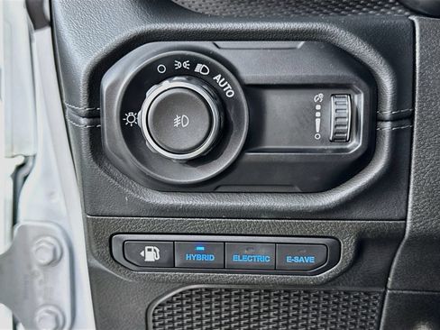 Used 2024 Jeep Wrangler Unlimited Rubicon 4xe AWD/4WD image 20