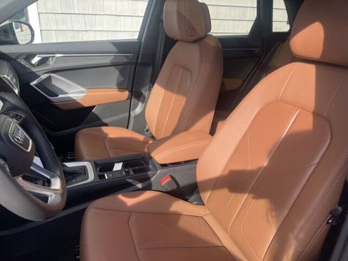 Used 2024 Audi Q3 2.0T Premium Plus w/ Premium Plus Package image 9