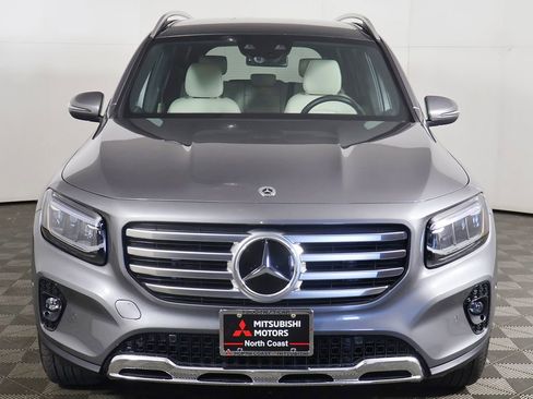 Used 2024 Mercedes-Benz GLB 250 4MATIC w/ Driver Assistance Package image 12