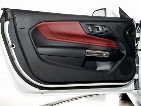 Used 2024 Ford Mustang GT Premium image 43