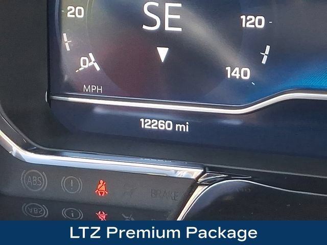 Used 2025 Chevrolet Silverado 2500 LTZ w/ LTZ Premium Package AWD/4WD image 8