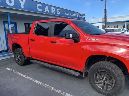 Used 2021 Chevrolet Silverado 1500 LT Trail Boss w/ Convenience Package II AWD/4WD image 6