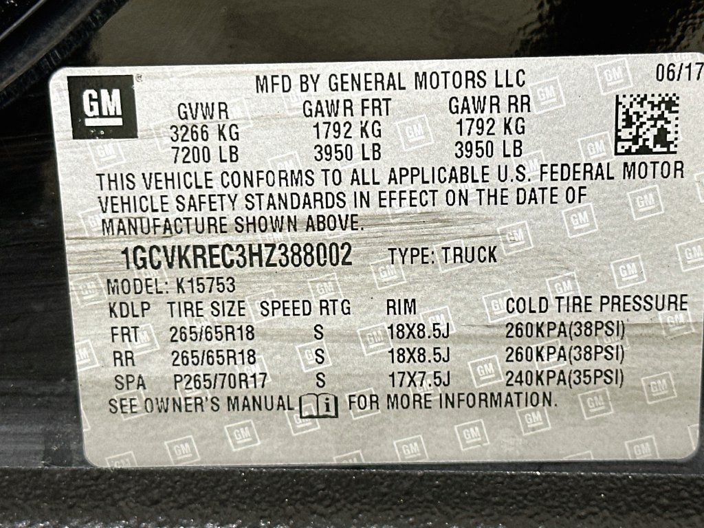 Used 2017 Chevrolet Silverado 1500 LT w/ Midnight Edition AWD/4WD image 37