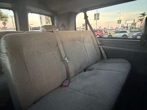 Used 2018 Chevrolet Express 3500 LT w/ LT Preferred Equipment Group RWD image 9