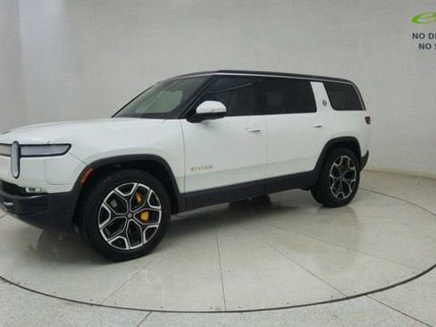 Used 2024 Rivian R1S Adventure AWD/4WD image 68