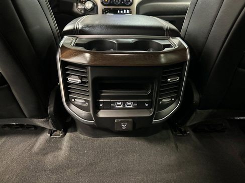 Used 2021 RAM 1500 Laramie image 82