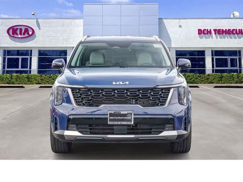Certified 2024 Kia Sorento EX image 2