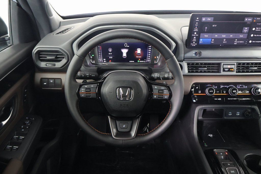 New 2026 Honda Pilot TrailSport image 3