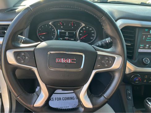 Used 2018 GMC Acadia SLE AWD/4WD image 11
