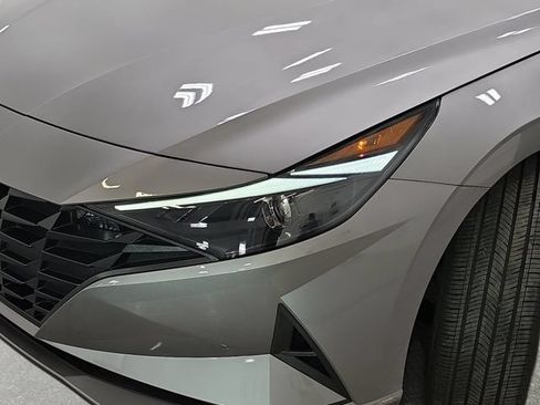 Used 2023 Hyundai Elantra SEL FWD image 30