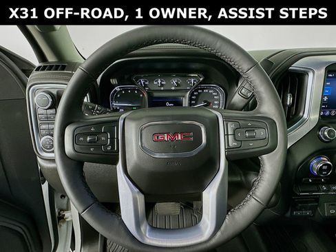Used 2022 GMC Sierra 1500 SLT image 12