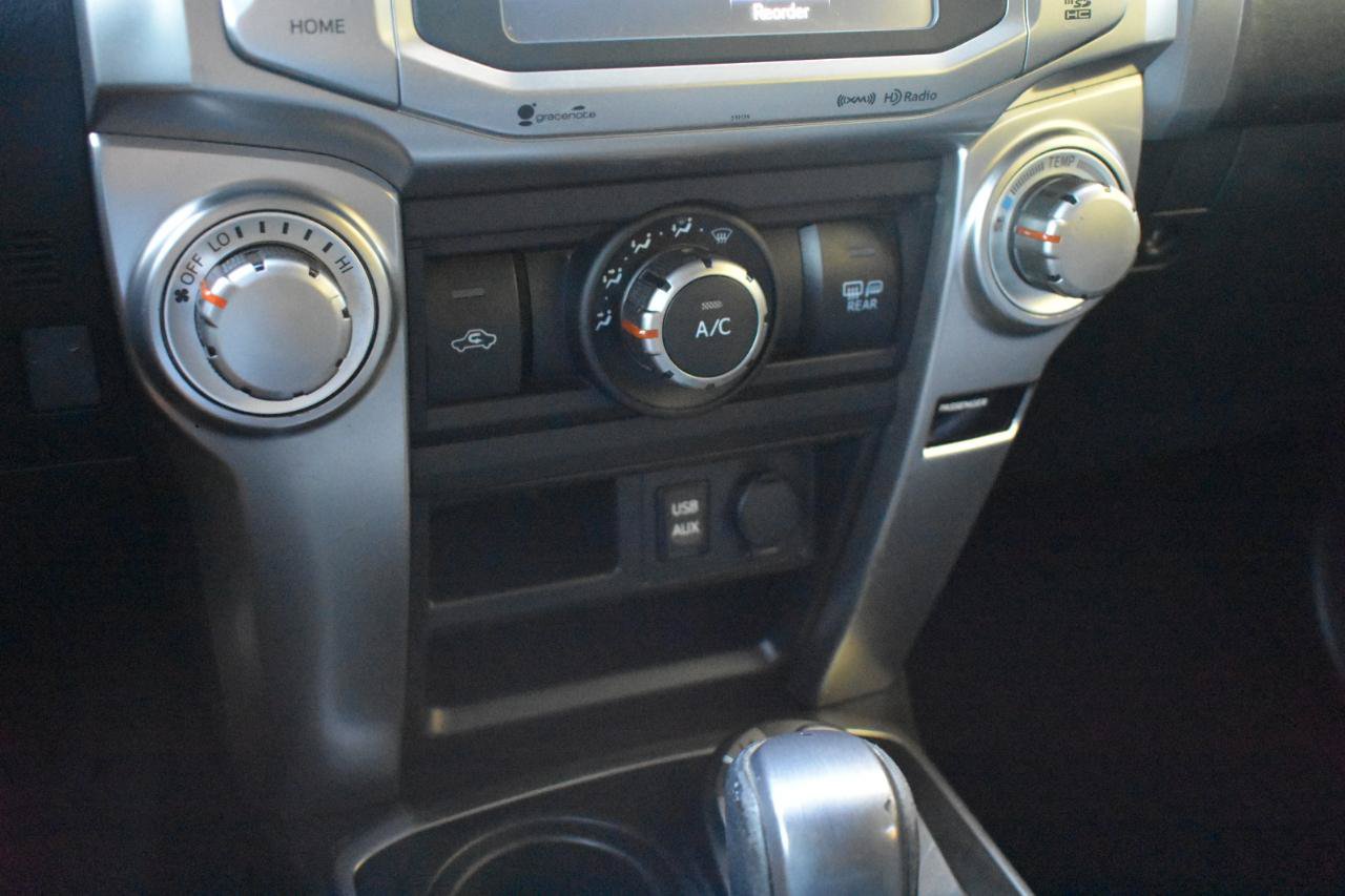 Used 2016 Toyota 4Runner SR5 Premium AWD/4WD image 31