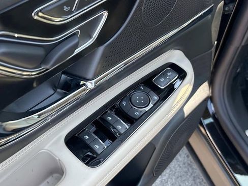 New 2025 Lincoln Corsair Grand Touring w/ Jet Appearance Package AWD/4WD image 23