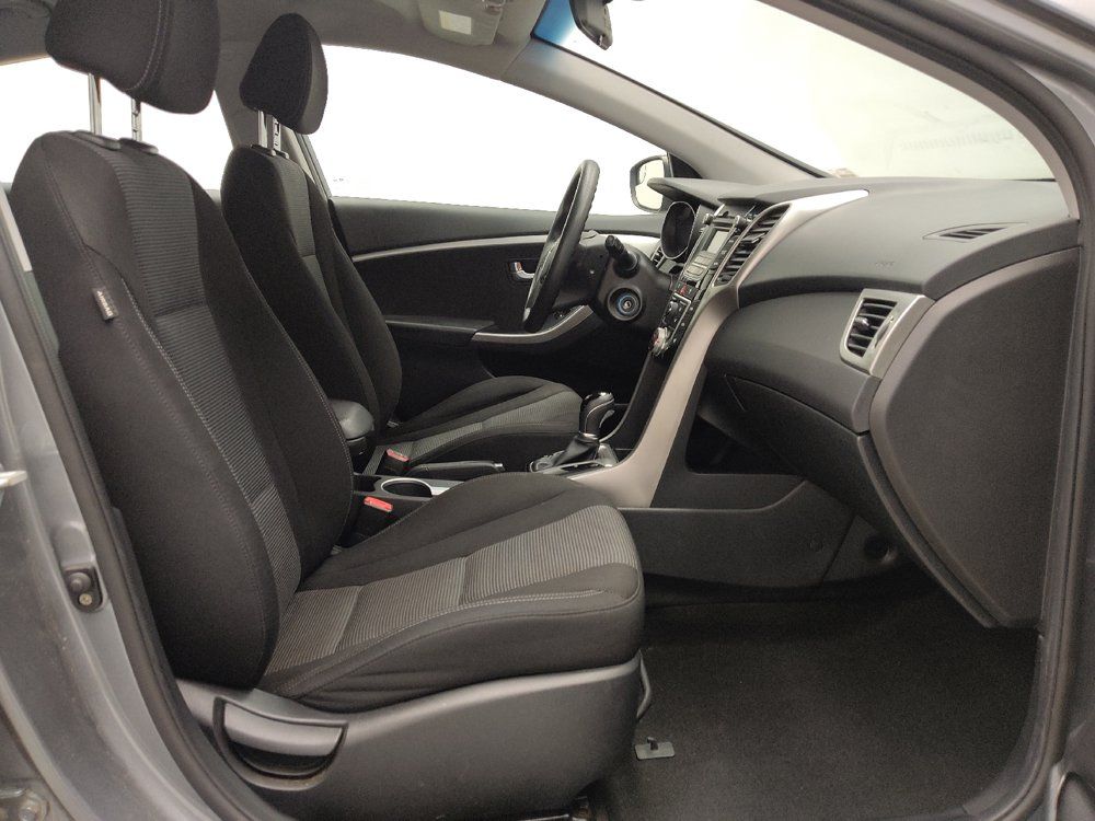 Used 2016 Hyundai Elantra GT FWD image 21
