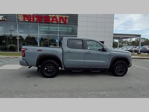 Used 2024 Nissan Frontier PRO-4X w/ Pro Premium Package image 32