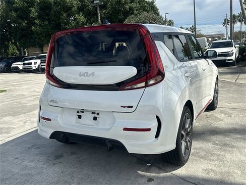 Certified 2022 Kia Soul GT-Line image 9