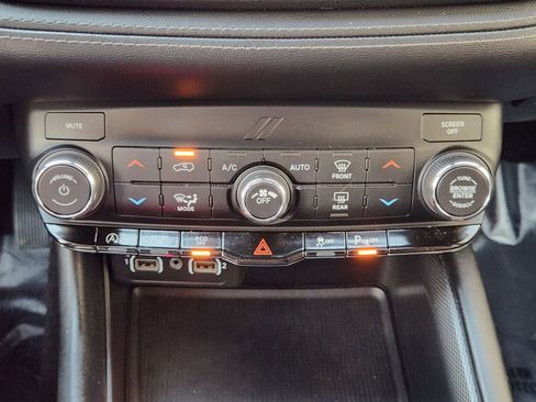 Used 2021 Dodge Durango GT image 19