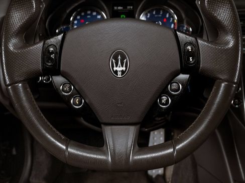 Used 2013 Maserati GranTurismo Sport RWD image 15