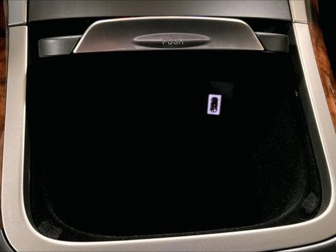 Used 2020 Lincoln Nautilus Reserve image 31