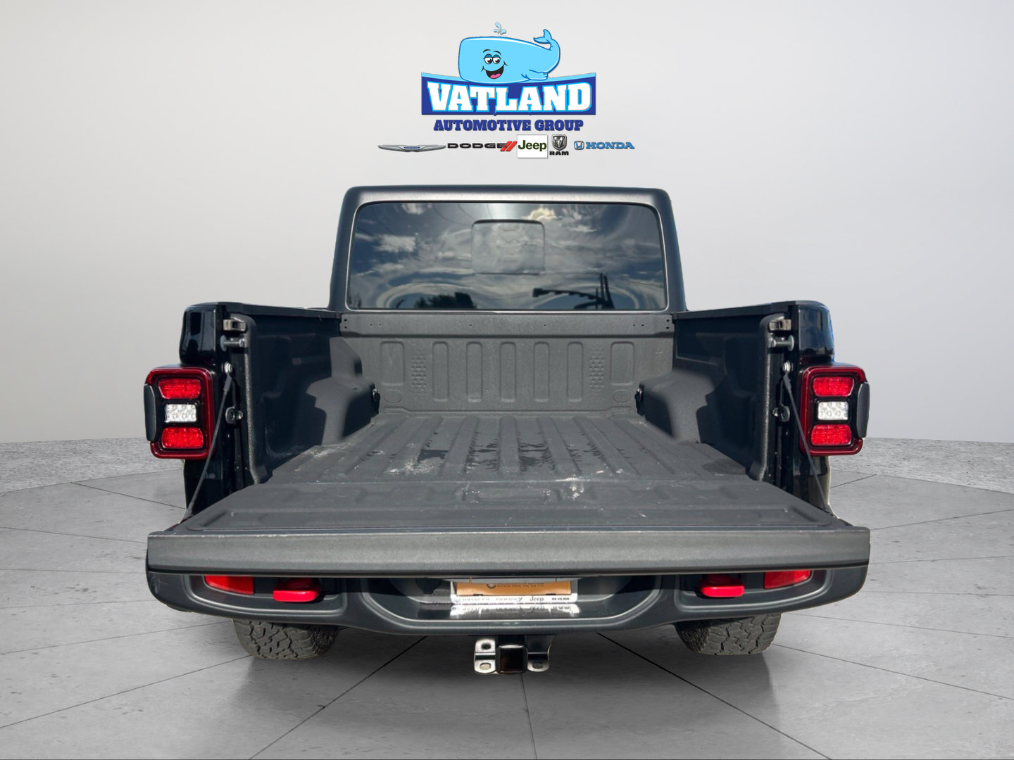 Certified 2023 Jeep Gladiator Rubicon w/ LED Lighting Group AWD/4WD image 35