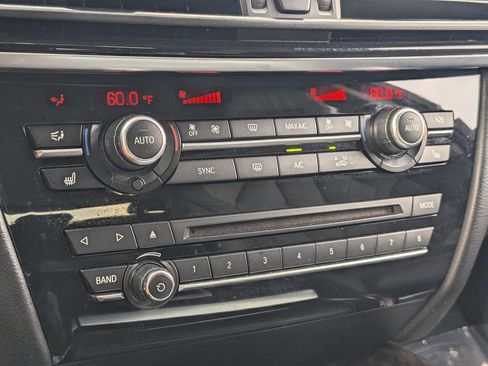 Used 2016 BMW X5 xDrive40e image 26