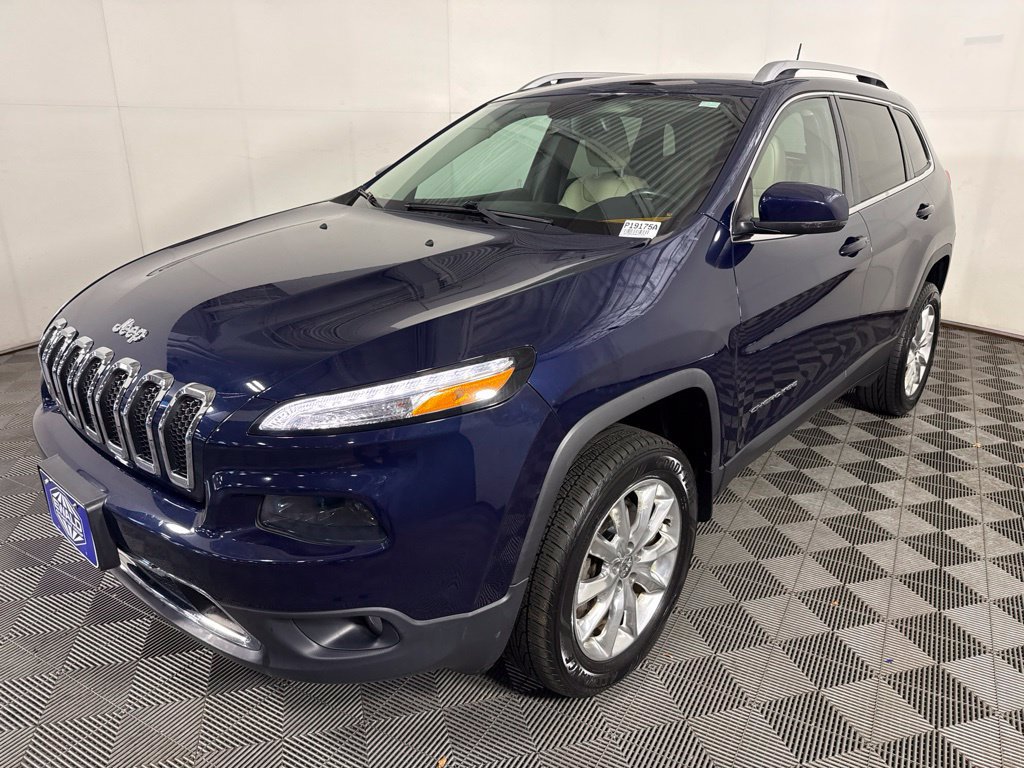 Used 2016 Jeep Cherokee Limited AWD/4WD image 5