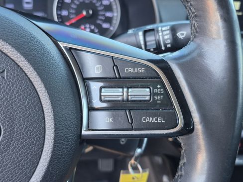 Used 2019 Kia Forte S w/ S Premium Package FWD image 30