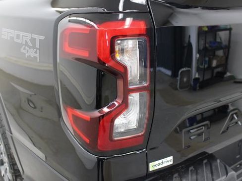 Used 2025 Ford Ranger XLT AWD/4WD image 42