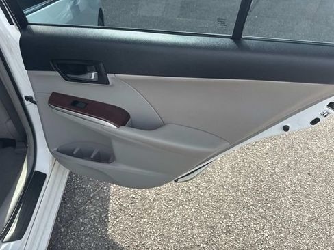 Used 2012 Toyota Camry XLE FWD image 14