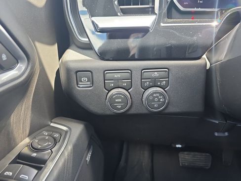 New 2026 Chevrolet Silverado 1500 RST w/ Convenience Package II AWD/4WD image 16