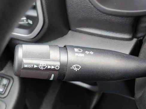 Used 2024 RAM 2500 Tradesman w/ Chrome Appearance Group image 26