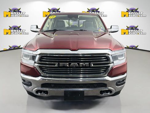 Used 2019 RAM 1500 Laramie AWD/4WD image 2